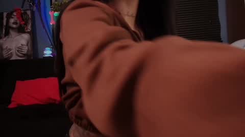 Snapshot of alaia_asuka chatting on 02/28/25, 03:26 Alaia online show from 02/28/25, 03:26