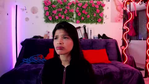 Snapshot of alaia_asuka chatting on 09/17/25, 12:23 Alaia online show from 09/17/25, 12:23