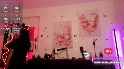 Snapshot of alaia_asuka chatting on 09/22/25, 12:01 Alaia online show from 09/22/25, 12:01