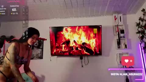 Snapshot of alaia_asuka chatting on 10/03/25, 01:02 Alaia online show from 10/03/25, 01:02