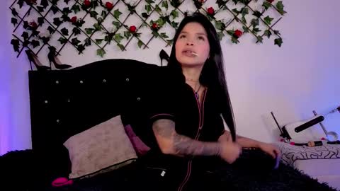 Snapshot of alaia_asuka chatting on 02/11/26, 01:43 Alaia online show from 02/11/26, 01:43