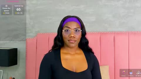 Snapshot of alaia_colins chatting on 02/24/26, 12:52 alaia_colins online show from 02/24/26, 12:52