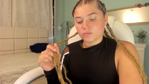 Alaia online show from 01/02/25, 03:51