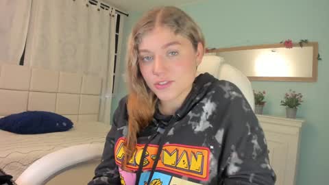 Alaia online show from 01/06/25, 12:35