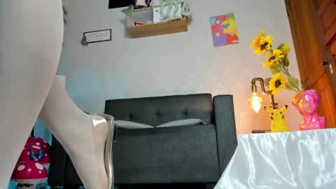 Snapshot of alaia_love77 chatting on 05/04/26, 04:36 Alaia online show from 05/04/26, 04:36