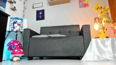 Snapshot of alaia_love77 chatting on 05/13/26, 03:53 Alaia online show from 05/13/26, 03:53