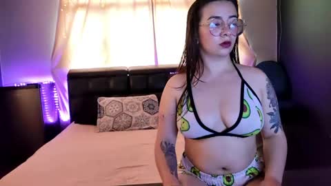 Snapshot of alaia_soul_ chatting on 04/17/26, 10:13 AlaiaSam online show from 04/17/26, 10:13
