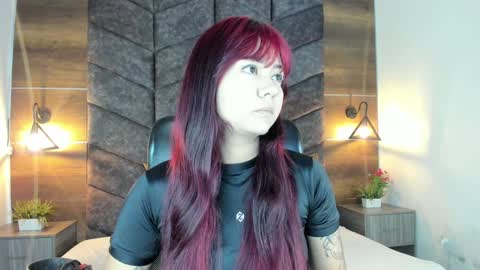  Alaia  online show from 01/23/25, 11:37