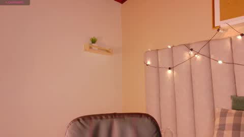  Alaia  online show from 11/11/25, 11:21