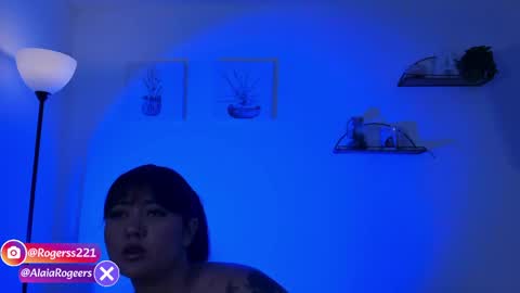 Snapshot of alaiarogerss chatting on 05/27/26, 10:34 online show from 05/27/26, 10:34