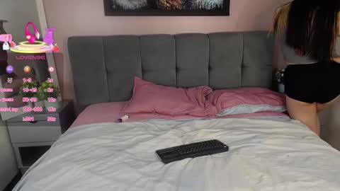 Alaiia    online show from 12/05/25, 02:53