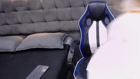 Alaiia    online show from 01/13/26, 05:07