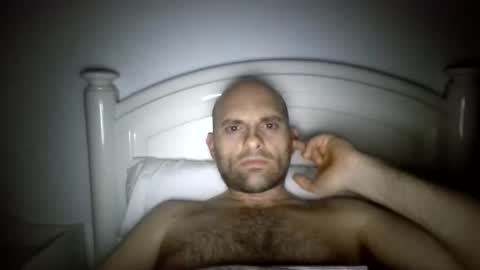 Snapshot of alain766 chatting on 04/20/26, 10:33 alain766 online show from 04/20/26, 10:33