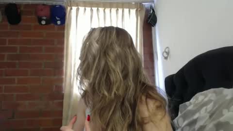 Snapshot of alaina_blessed chatting on 11/23/25, 08:30 alaina_blessed online show from 11/23/25, 08:30