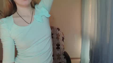 Snapshot of alalaska_ana chatting on 04/20/26, 09:23 Anna online show from 04/20/26, 09:23