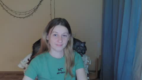 Snapshot of alalaska_ana chatting on 04/26/26, 02:15 Anna online show from 04/26/26, 02:15