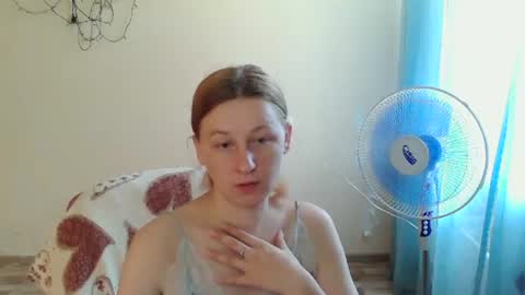 Snapshot of alalaska_ana chatting on 06/17/26, 06:27 Anna online show from 06/17/26, 06:27