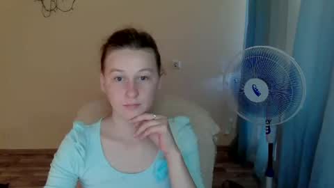 Snapshot of alalaska_ana chatting on 06/19/26, 12:31 Anna online show from 06/19/26, 12:31