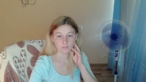 Snapshot of alalaska_ana chatting on 06/25/26, 01:15 Anna online show from 06/25/26, 01:15