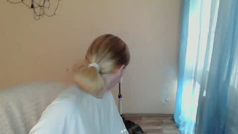 Snapshot of alalaska_ana chatting on 06/30/26, 11:22 Anna online show from 06/30/26, 11:22