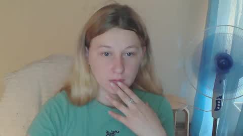 Snapshot of alalaska_ana chatting on 07/04/26, 07:47 Anna online show from 07/04/26, 07:47