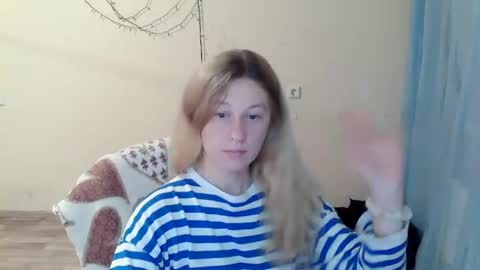 Snapshot of alalaska_ana chatting on 07/18/26, 06:45 Anna online show from 07/18/26, 06:45