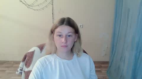 Snapshot of alalaska_ana chatting on 07/28/26, 04:39 Anna online show from 07/28/26, 04:39