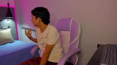 Alam online show from 09/18/25, 12:18