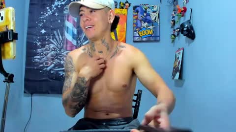 Snapshot of alamjams chatting on 03/31/26, 11:54 Alam Jams online show from 03/31/26, 11:54