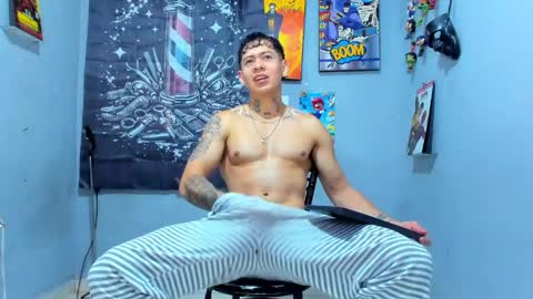 Snapshot of alamjams chatting on 04/06/26, 12:06 Alam Jams online show from 04/06/26, 12:06