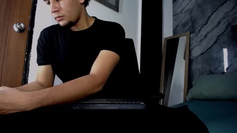 Snapshot of alan__smith chatting on 01/06/26, 07:17 alan__smith online show from 01/06/26, 07:17