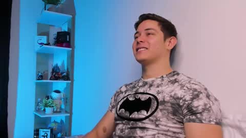 Alan Hadid online show from 11/11/25, 08:53