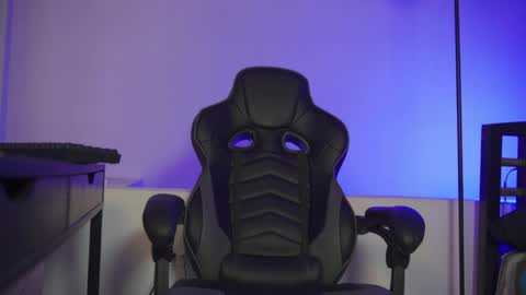 Snapshot of alan_muscle chatting on 04/03/26, 06:22 Alan online show from 04/03/26, 06:22