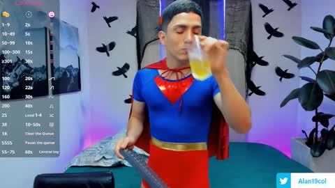 Alan  Kevin can we reach 100 thumbs up please guys  online show from 10/26/25, 11:38