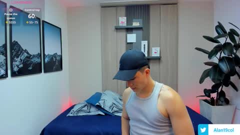 Alan  Kevin can we reach 100 thumbs up please guys  online show from 03/07/26, 07:00