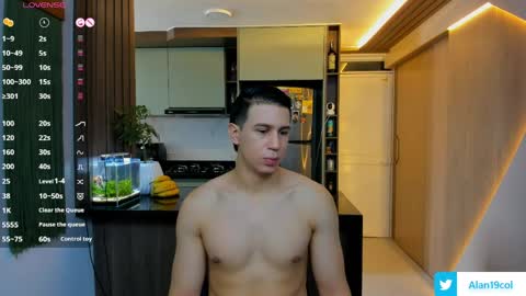 Snapshot of alan_nd_kevin chatting on 04/26/26, 11:52 Alan Kevin can we reach 100 thumbs up please guys online show from 04/26/26, 11:52
