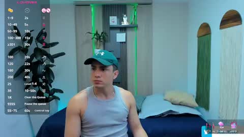 Alan  Kevin can we reach 100 thumbs up please guys  online show from 07/06/26, 07:05
