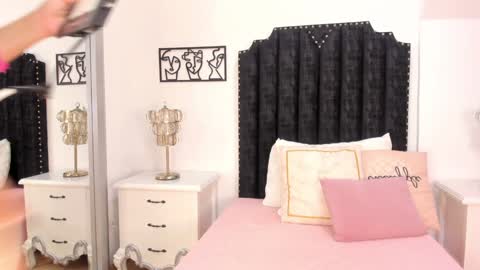 Snapshot of alana_2916 chatting on 02/06/25, 07:18 alana_2916 online show from 02/06/25, 07:18