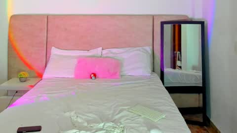 Snapshot of alana__get chatting on 12/30/24, 11:26 online show from 12/30/24, 11:26