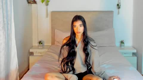 Snapshot of alana__get chatting on 02/01/26, 03:05 online show from 02/01/26, 03:05