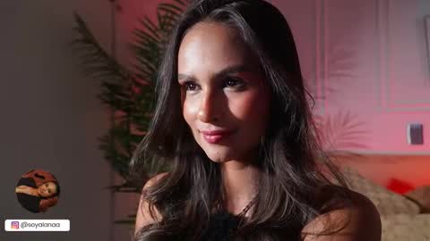 Snapshot of alana_haze chatting on 03/19/26, 04:38 Alana online show from 03/19/26, 04:38