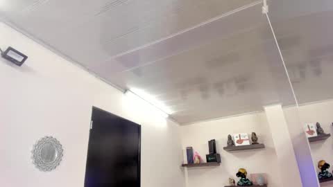 Maeve  online show from 02/19/25, 10:45