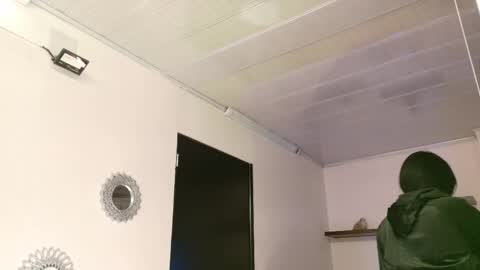 Maeve  online show from 09/10/25, 11:10