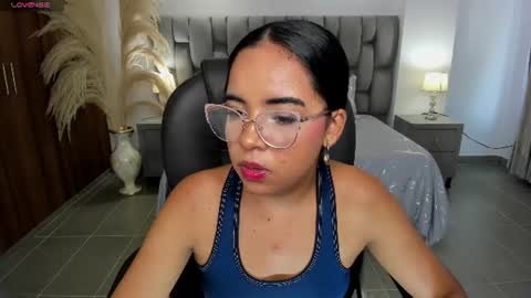 Snapshot of alana_martiins chatting on 06/11/26, 07:01 alana online show from 06/11/26, 07:01