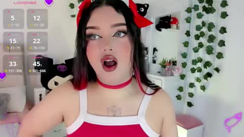 Snapshot of alana_muller_ chatting on 10/28/25, 05:33 Alana Muller online show from 10/28/25, 05:33