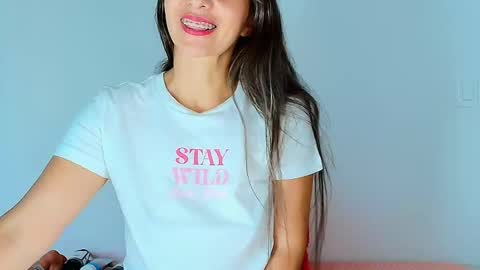 Snapshot of alana_pink95 chatting on 03/05/26, 12:34 alana_pink95 online show from 03/05/26, 12:34