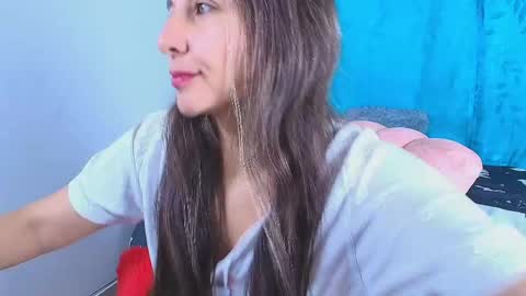 Snapshot of alana_pink95 chatting on 05/09/26, 12:54 alana_pink95 online show from 05/09/26, 12:54