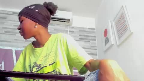 Alana online show from 10/29/25, 06:42