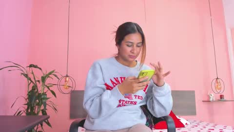 Alana online show from 02/15/25, 01:21