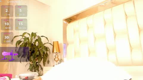 Snapshot of alana_then2 chatting on 12/07/24, 02:53 online show from 12/07/24, 02:53